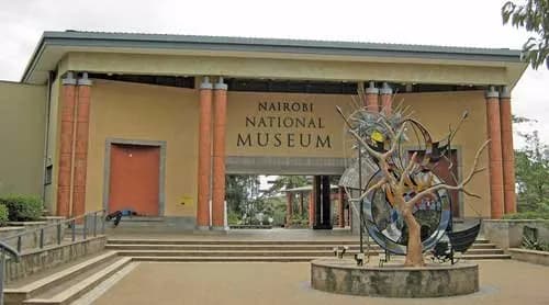 Nairobi National Museum + Snake Park